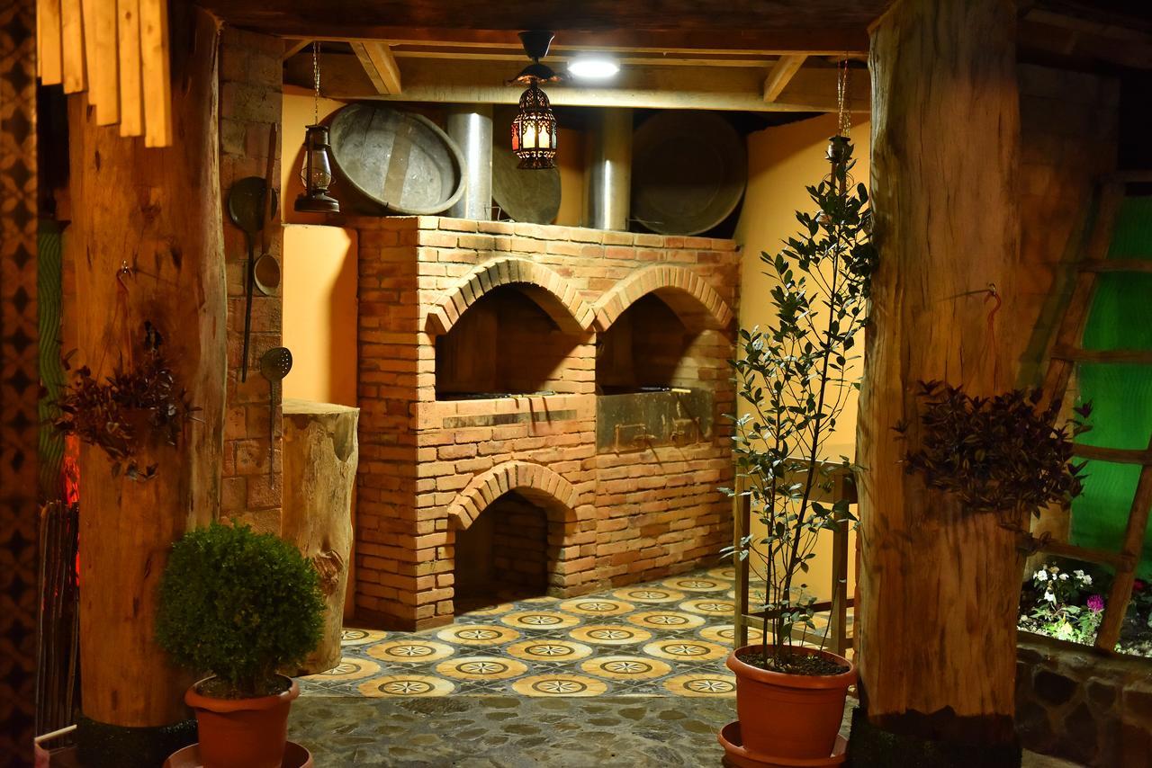 Inci Design Hotel & Hostel Sheki Exterior photo
